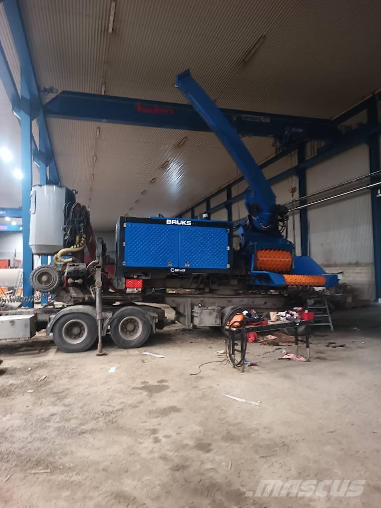 Bruks 1006 ST 木材削片机