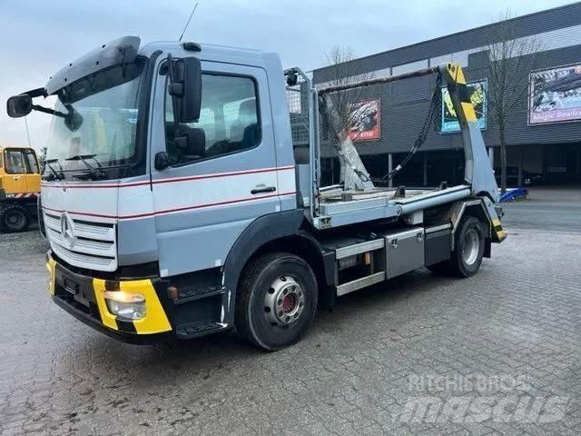 Mercedes-Benz 1327 翻斗车