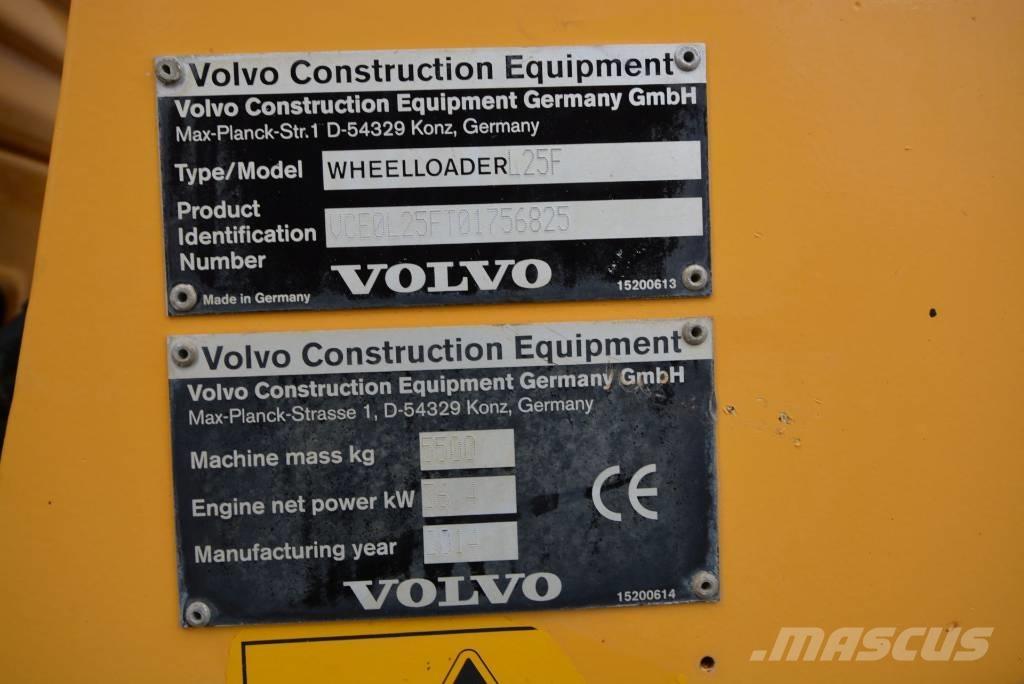 Volvo L 25 F 轮式装载机