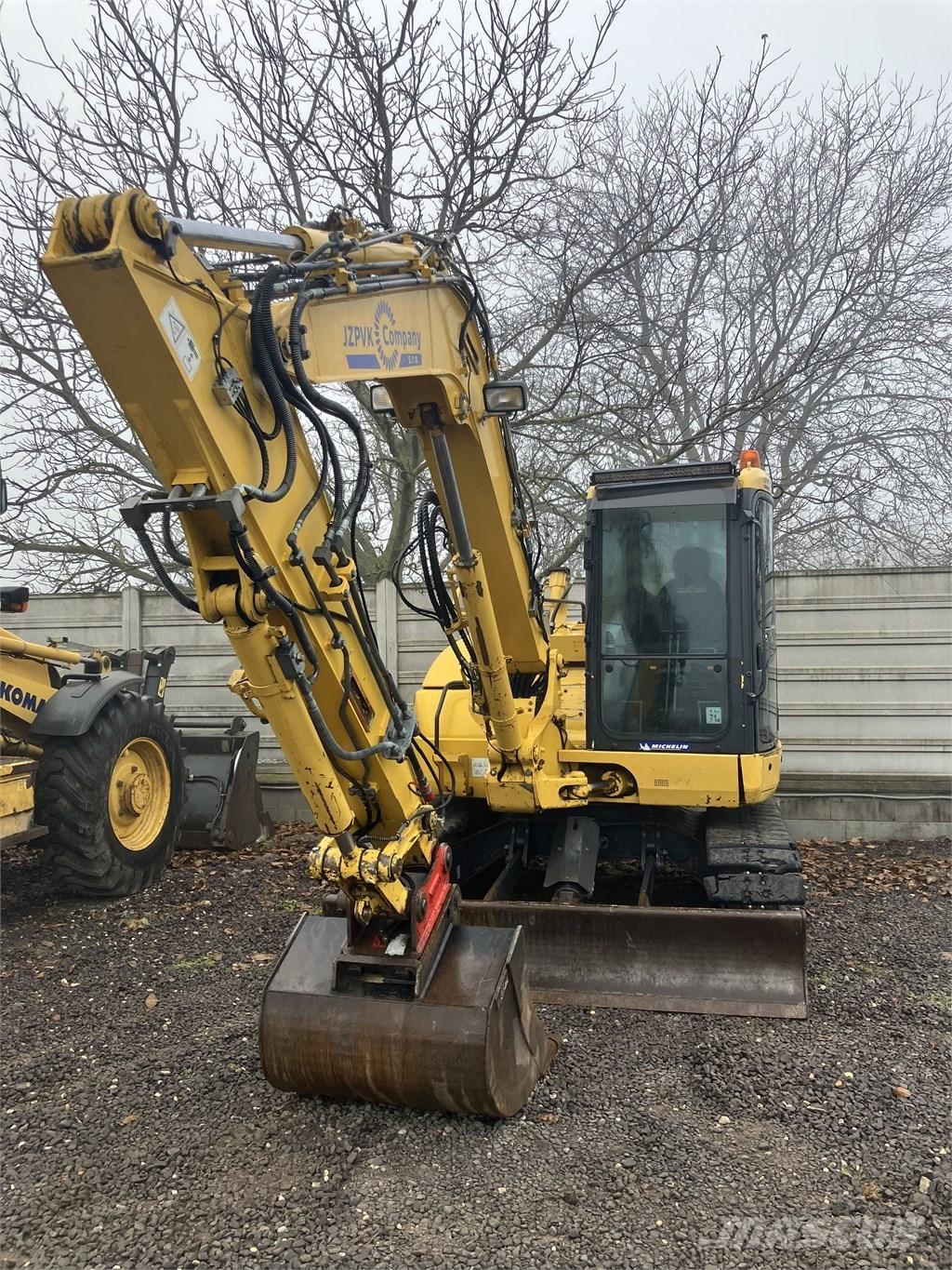 Komatsu PC 88 MR-10 中型挖掘机
