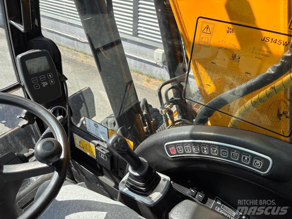 JCB JS 145 W 轮式挖掘机