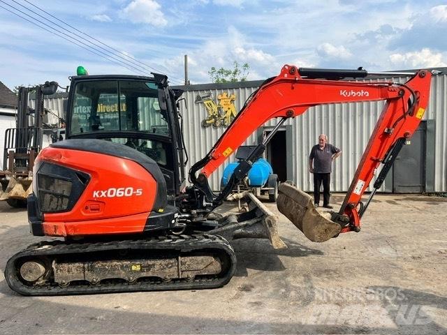 Kubota KX 060-5 小型挖掘机