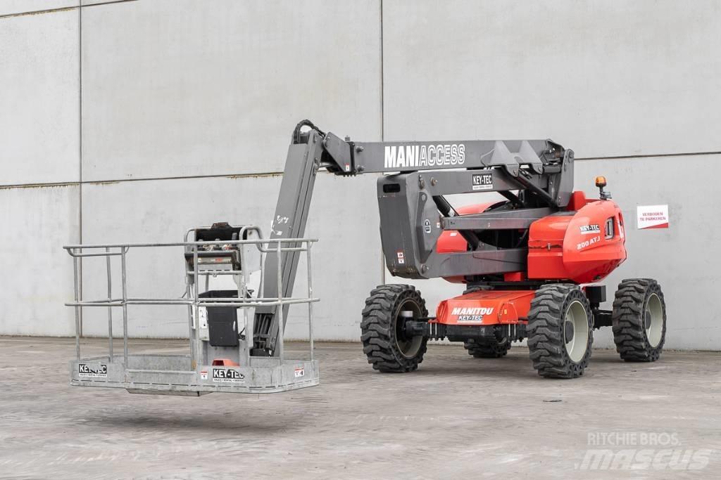 Manitou 200 ATJ 曲臂高空工作平台