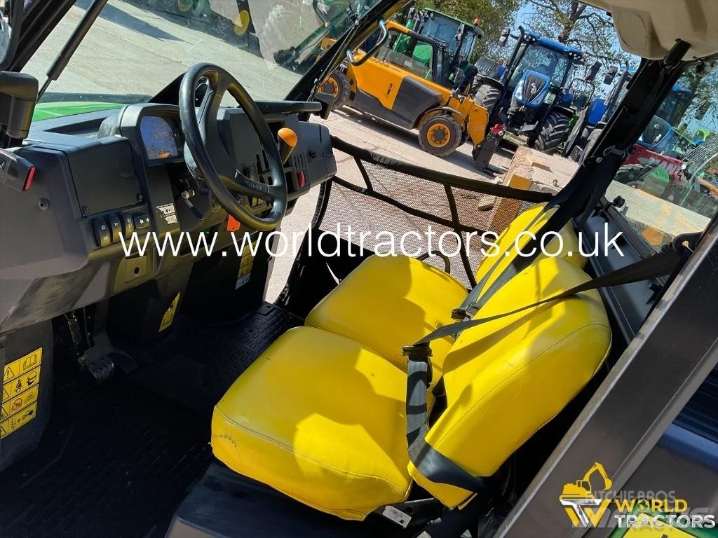 John Deere Gator 全地形车