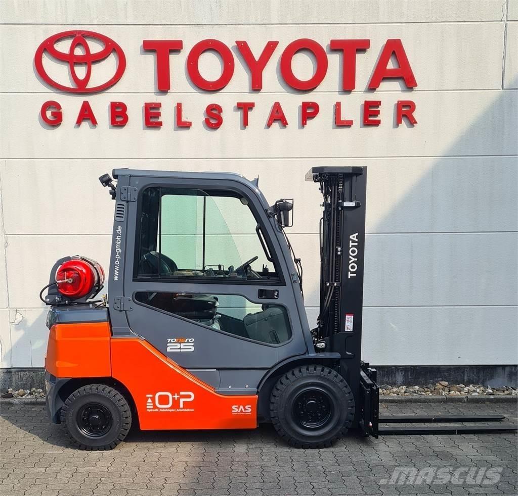 Toyota 02-8FGF25 天然气叉车
