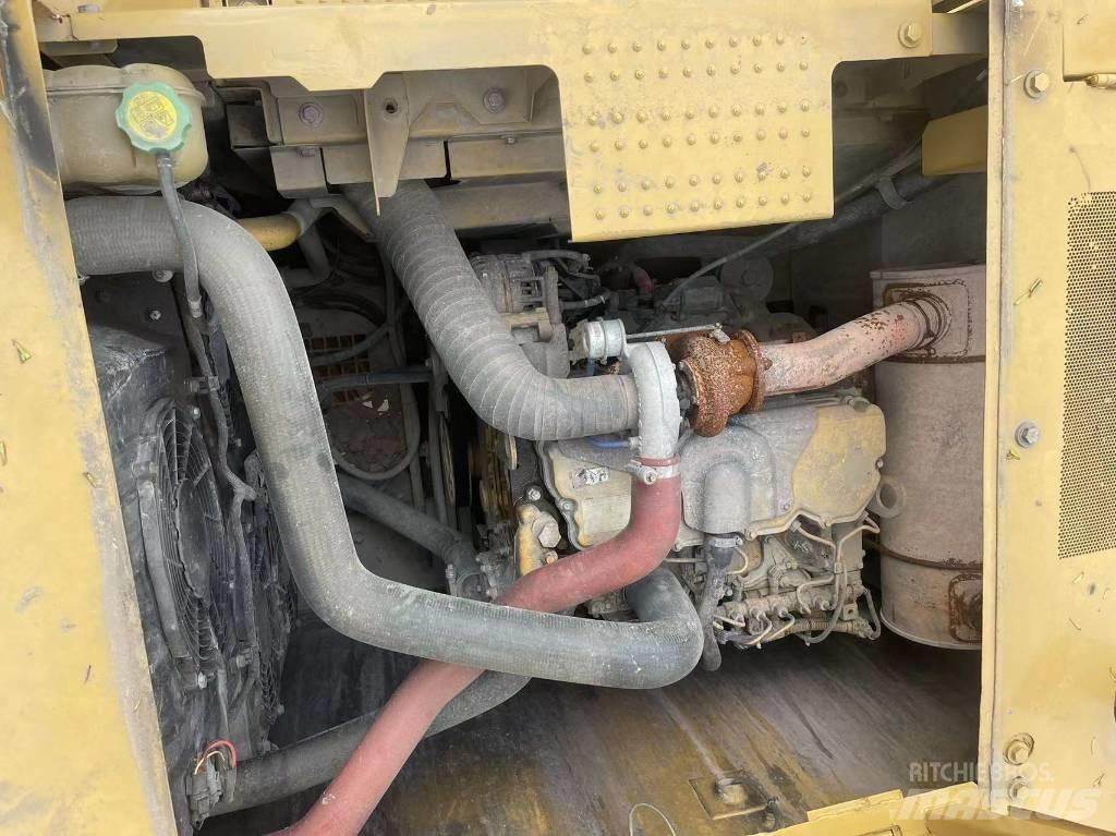 CAT 320GC 履带挖掘机