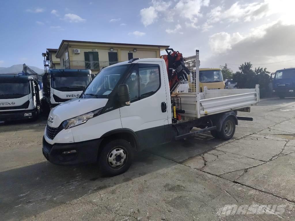 Iveco Daily 35-120 起重车