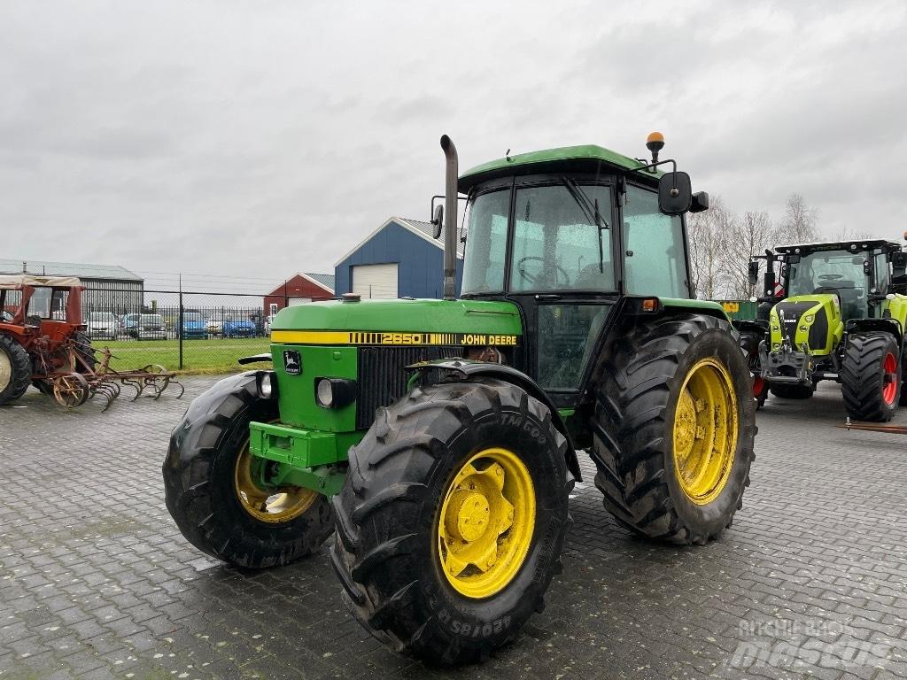 John Deere 2650 拖拉机/农用车