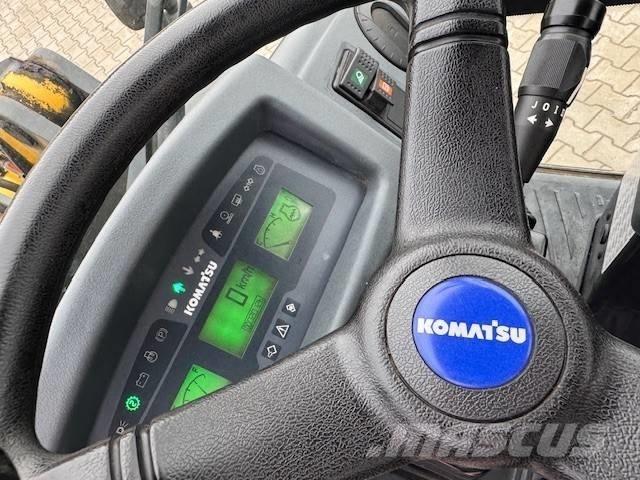 Komatsu WA 80 M 轮式装载机