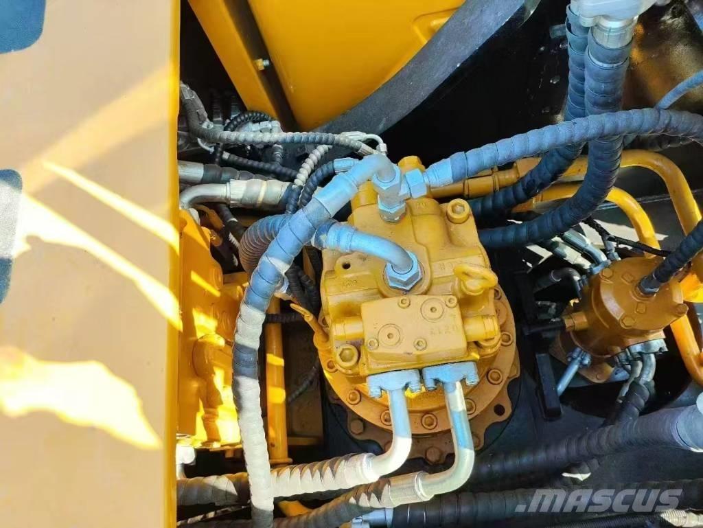 Sany SY215C 履带挖掘机