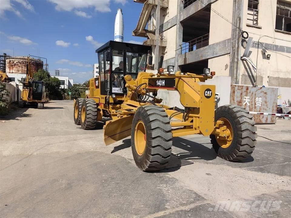 CAT 140H 平地机/推土机