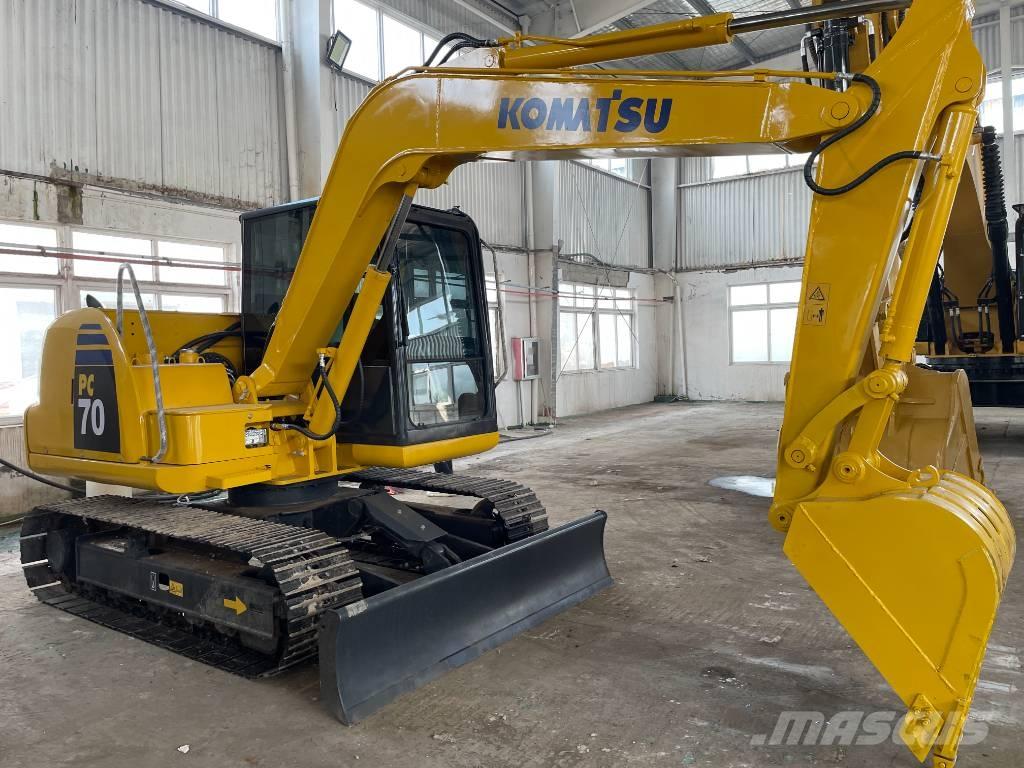 Komatsu PC 70 中型挖掘机