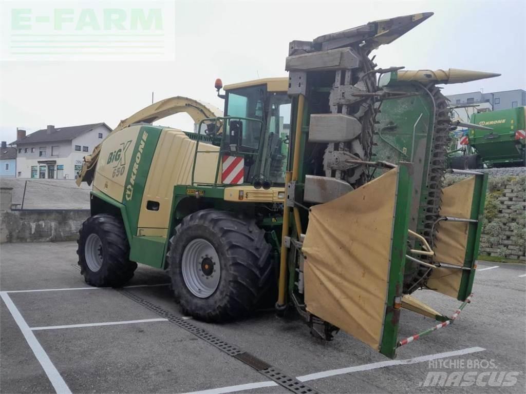 Krone big x 650 自走式青贮饲料收割机
