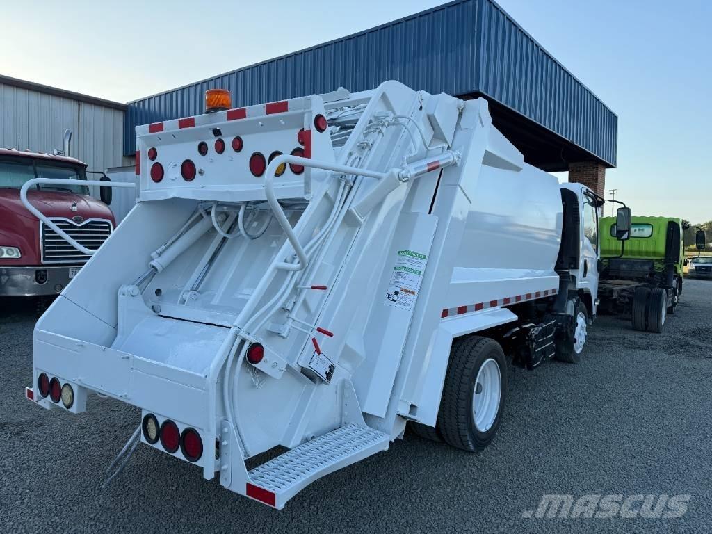 Isuzu NRR 垃圾车