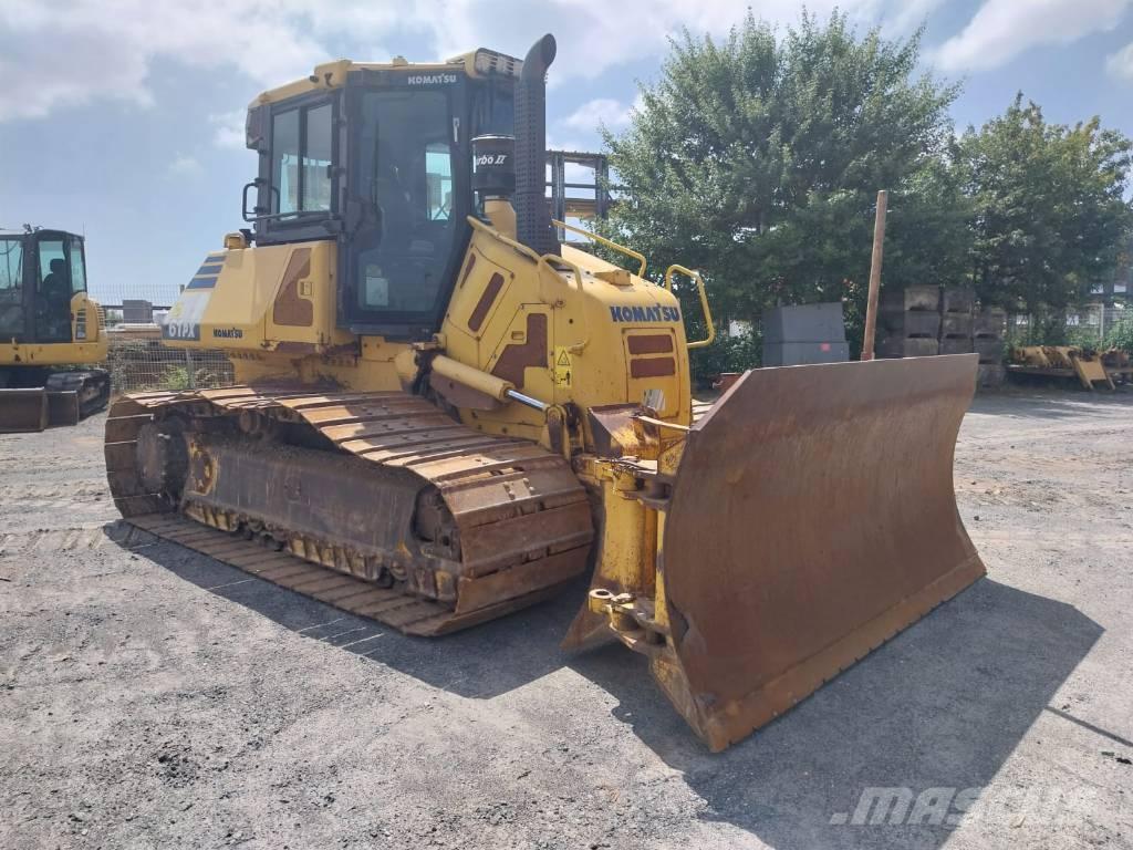 Komatsu D61PX-23 履带式推土机