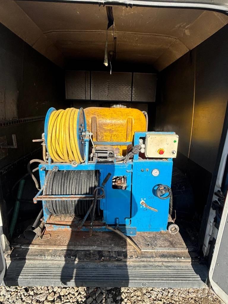 Peugeot Boxer 大型面包车