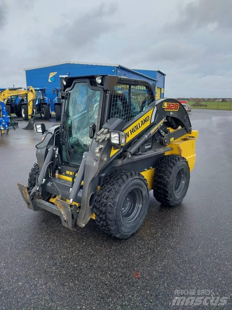 New Holland L328 小型拖拉机