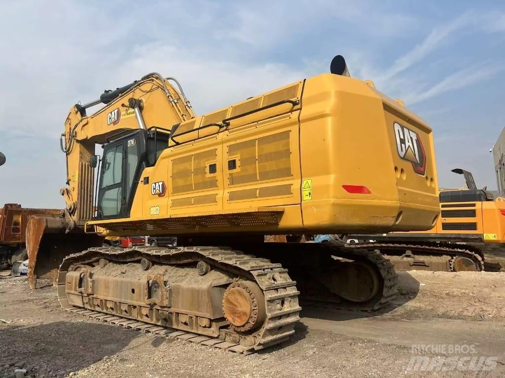 CAT 374 履带挖掘机
