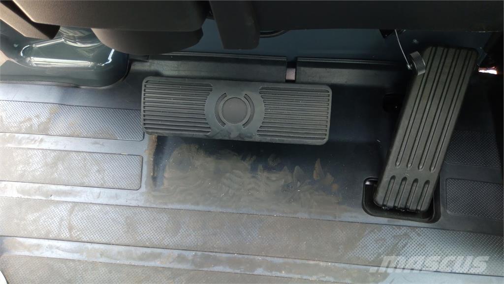 Toyota 8FBMK16T 电动叉车