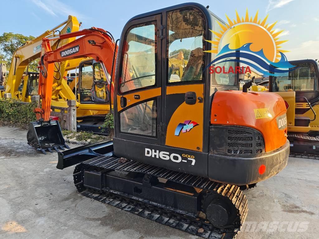 Doosan DH 60-7 小型挖掘机