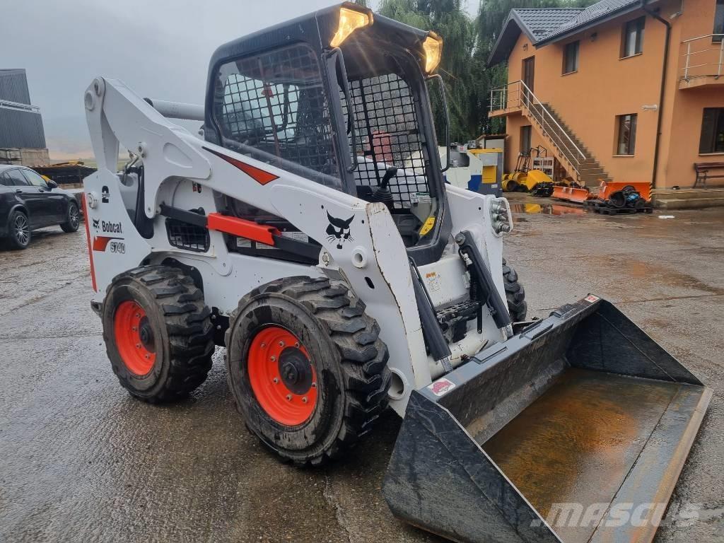 Bobcat S740 滑移装载机