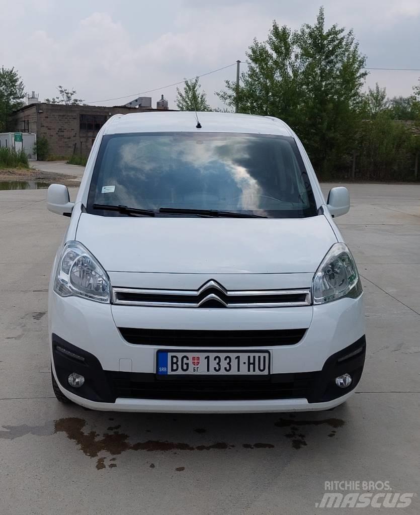 Citroën Berlingo 大型面包车