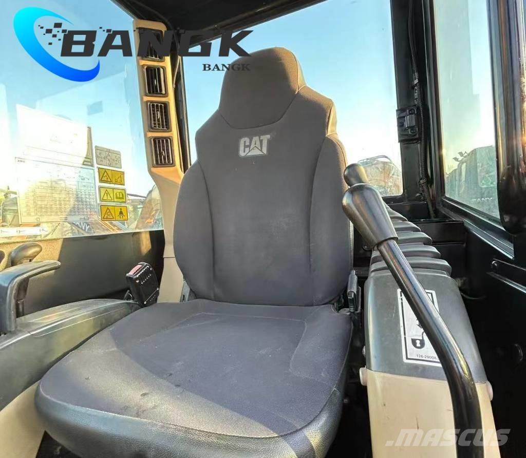 CAT 306e2 履带挖掘机