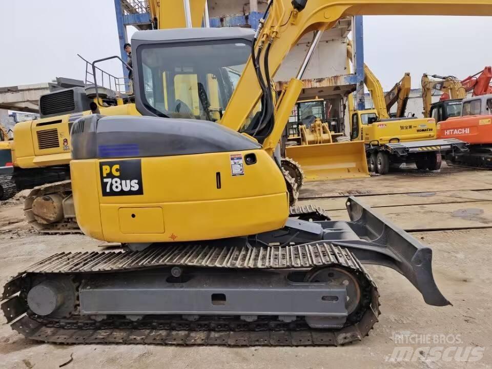 Komatsu PC78US 小型挖掘机