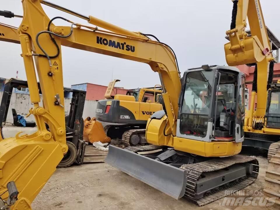 Komatsu PC78US 小型挖掘机