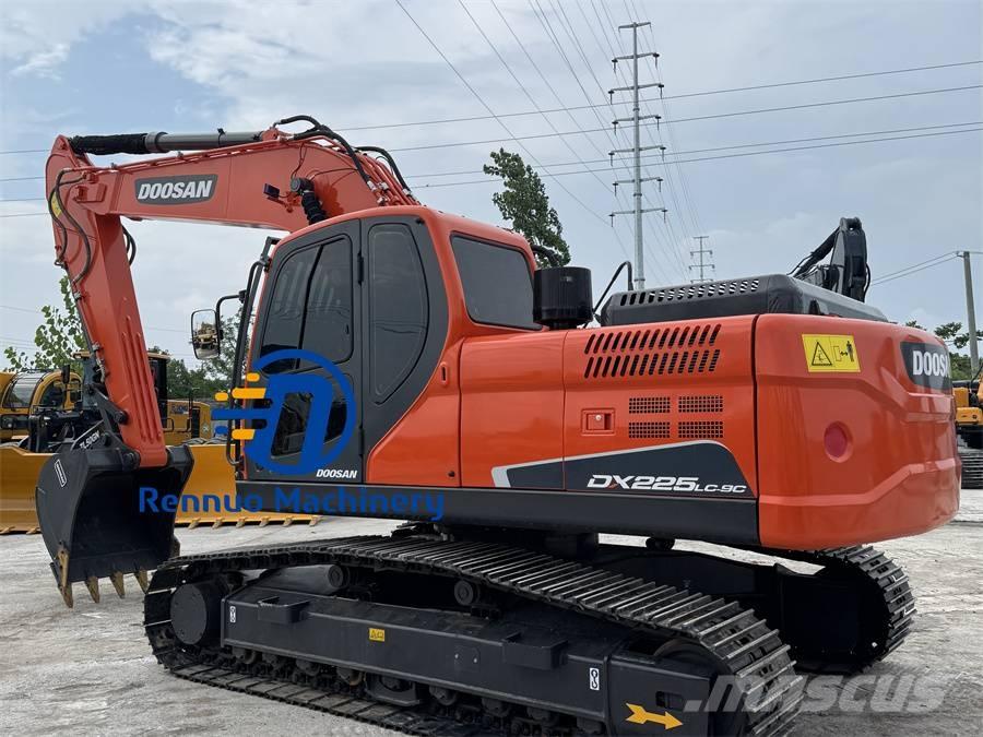 Doosan DX 225 LC-9C 履带挖掘机
