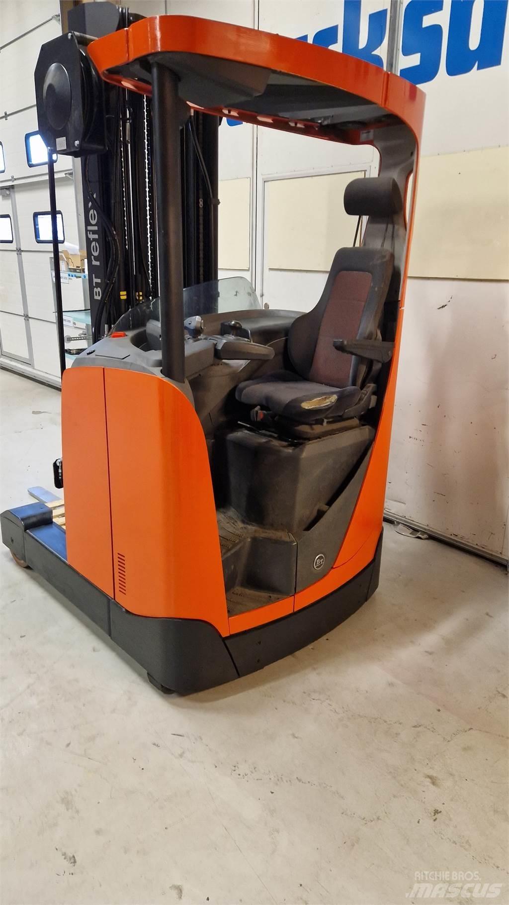 BT RRE140E 前移式叉车