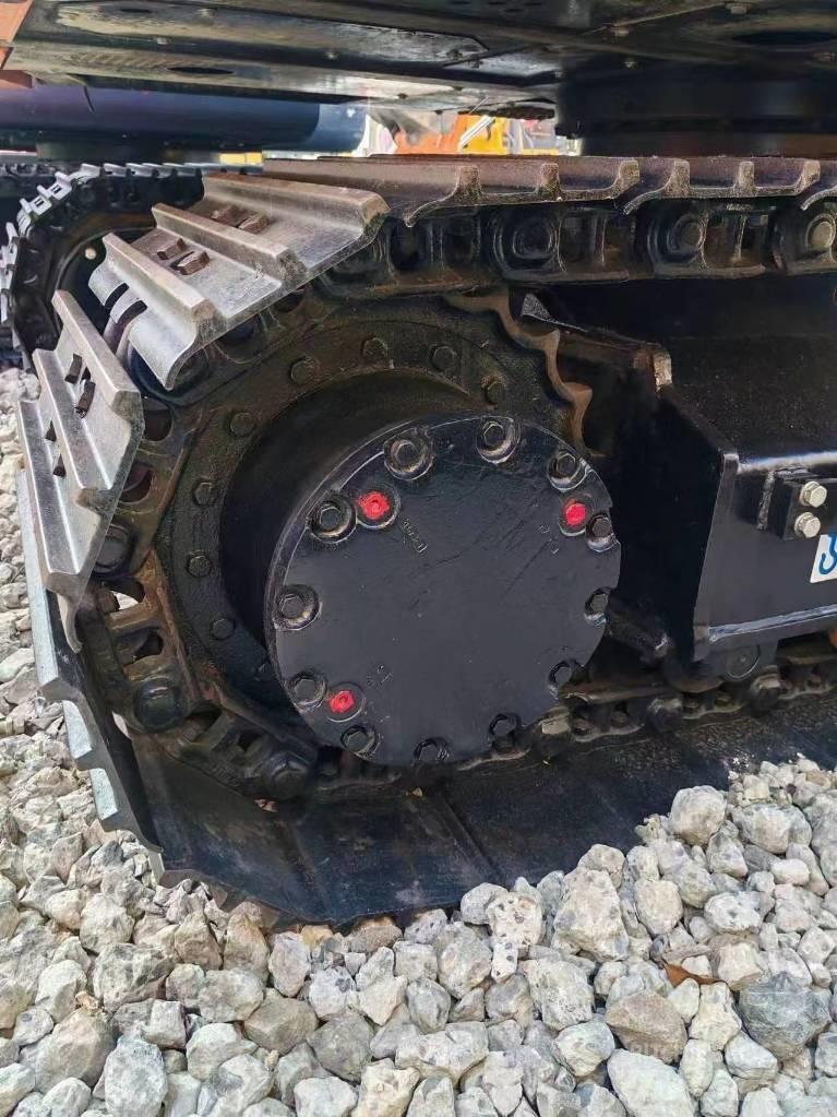 Hitachi ZX 120 履带挖掘机