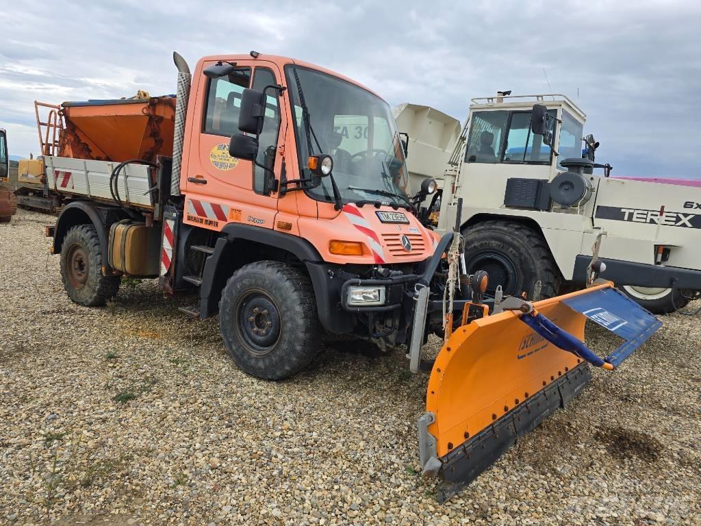 Unimog U300 全地形车