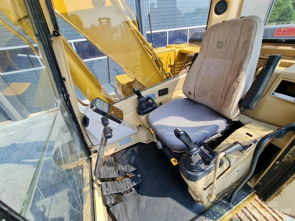 CAT 317 B L 履带挖掘机