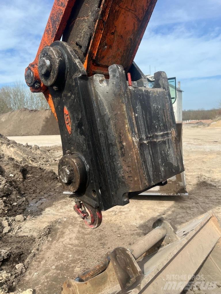 Doosan DX 180 LC-3 履带挖掘机