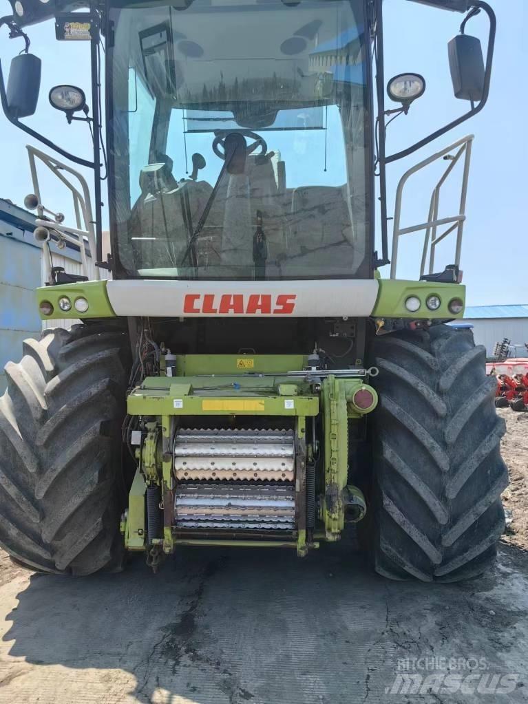 CLAAS Jaguar 960 4WD 自走式青贮饲料收割机