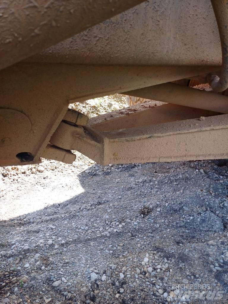 Volvo A30C 铰接式自卸车