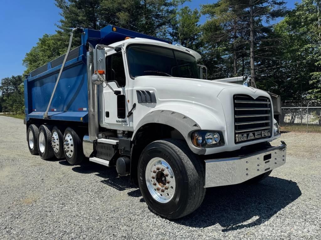 Mack GU 713 自卸式货车
