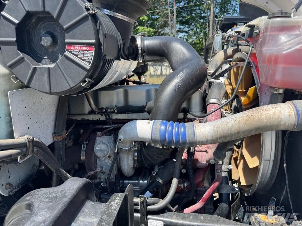 Mack GU 713 自卸式货车