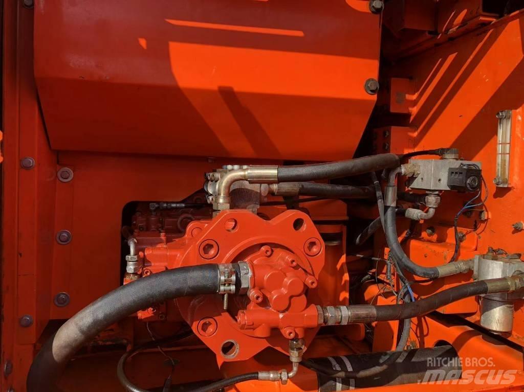 Doosan 220-7 履带挖掘机