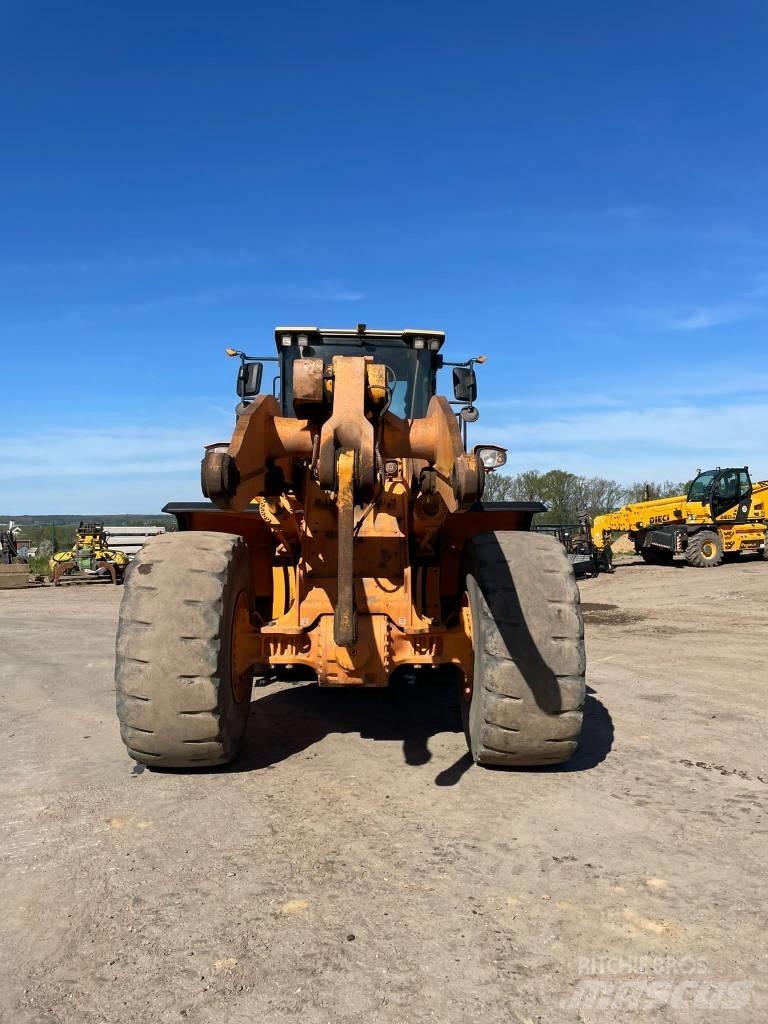 Hyundai HL 975 轮式装载机