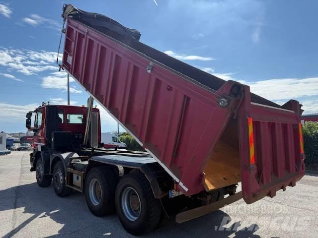 Iveco Trakker 500 储物箱