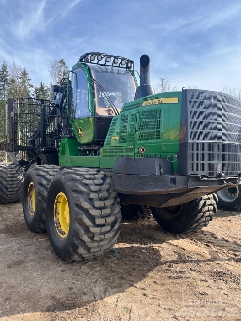 John Deere 1910g 集运机