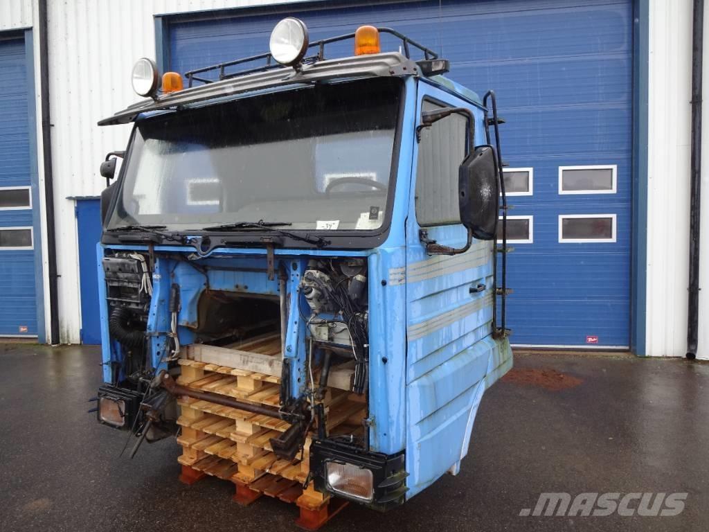 Scania Hytt CR13 驾驶室与内部