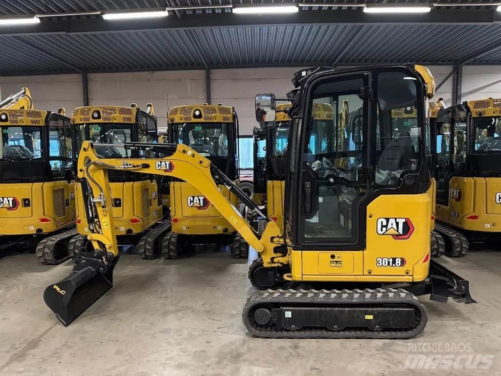 CAT 301.8 Next gen 小型挖掘机