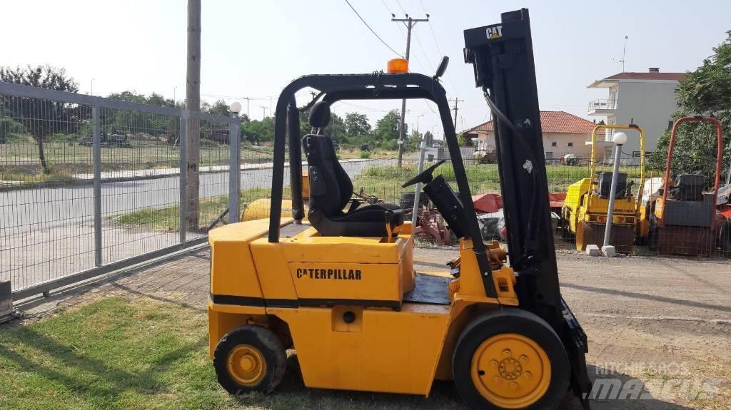 CAT V 50 柴油叉车