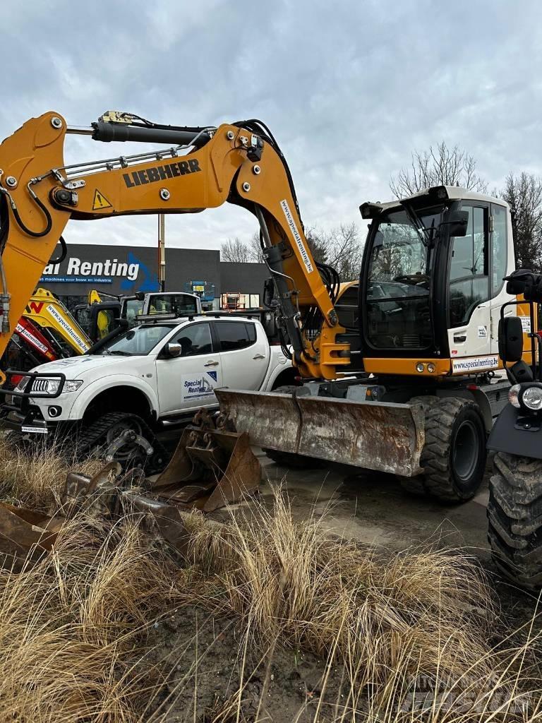 Liebherr 910 Compact 轮式挖掘机