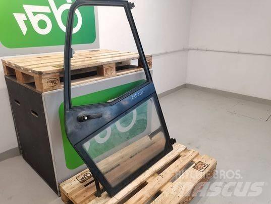 JLG 4017PS door 驾驶室与内部