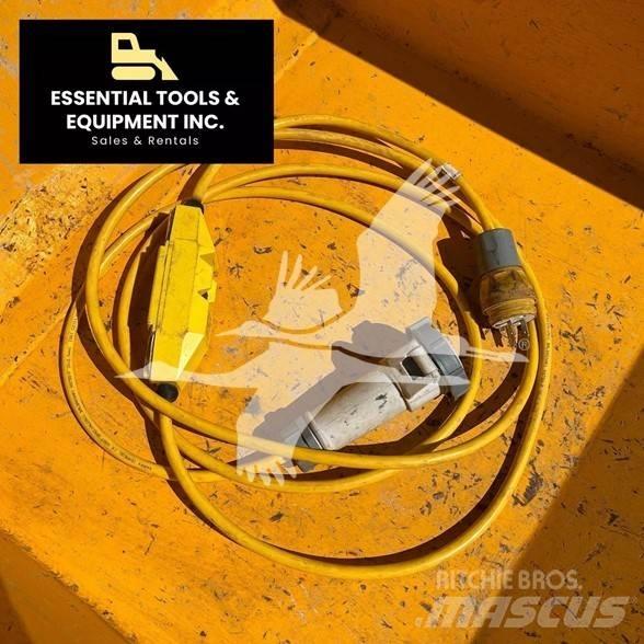 JCB HTD5E 翻斗车\公路型自卸车