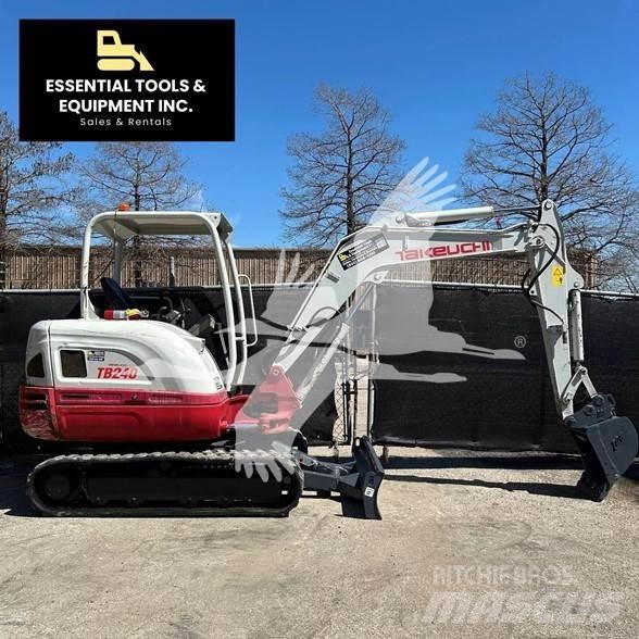 Takeuchi TB240 小型挖掘机
